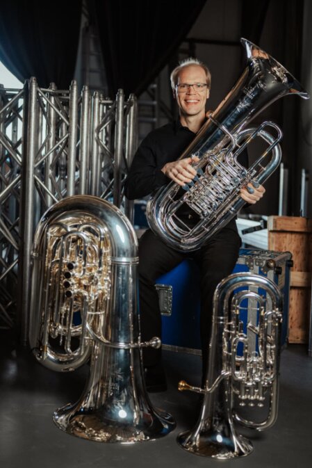 Foto von Daniel Ridder mit seinem Tuben